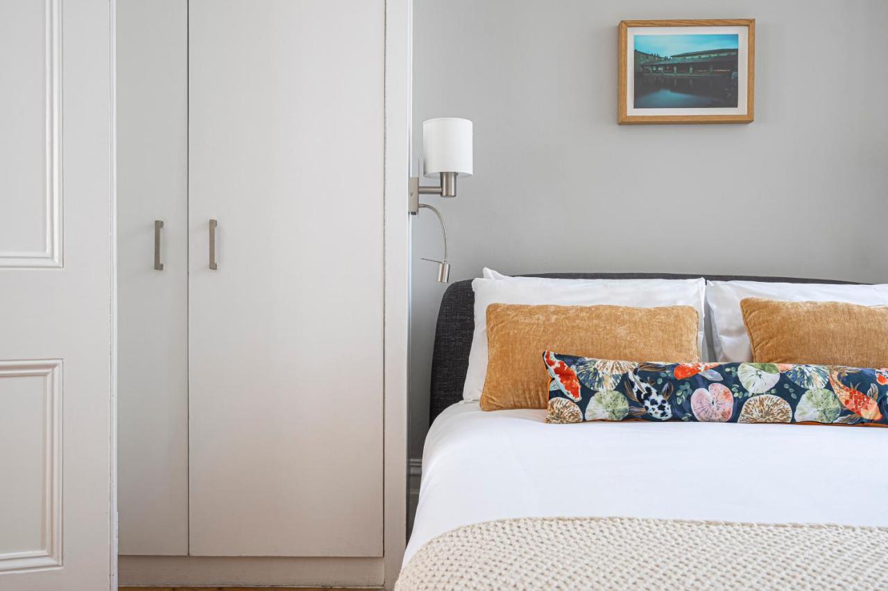 Chic Apartment Near Kensington Palace ロンドン エクステリア 写真