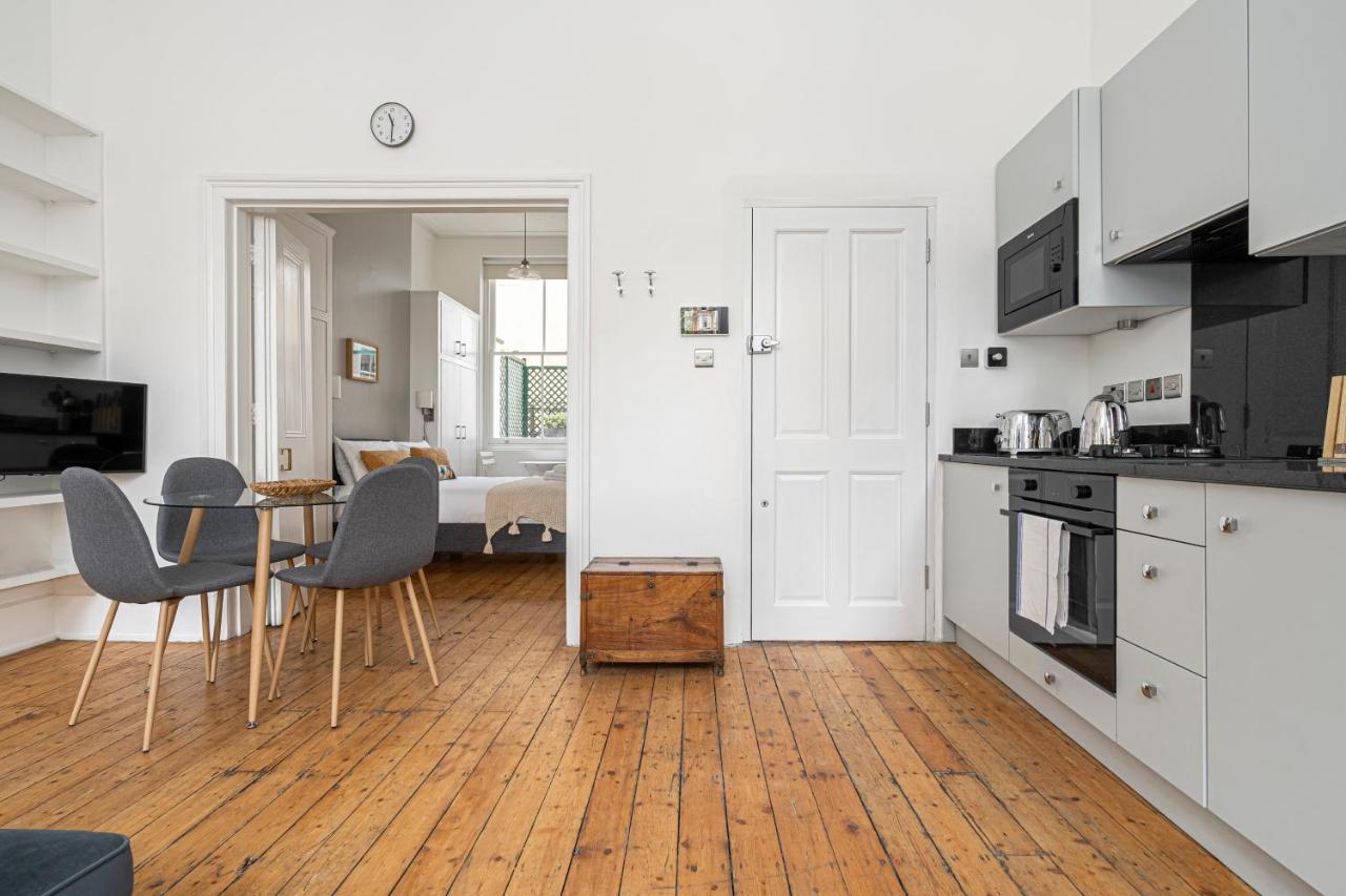 Chic Apartment Near Kensington Palace ロンドン エクステリア 写真